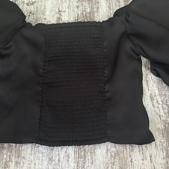 NWOT Express Black Balloon Sleeve Top - Picture 6 of 6